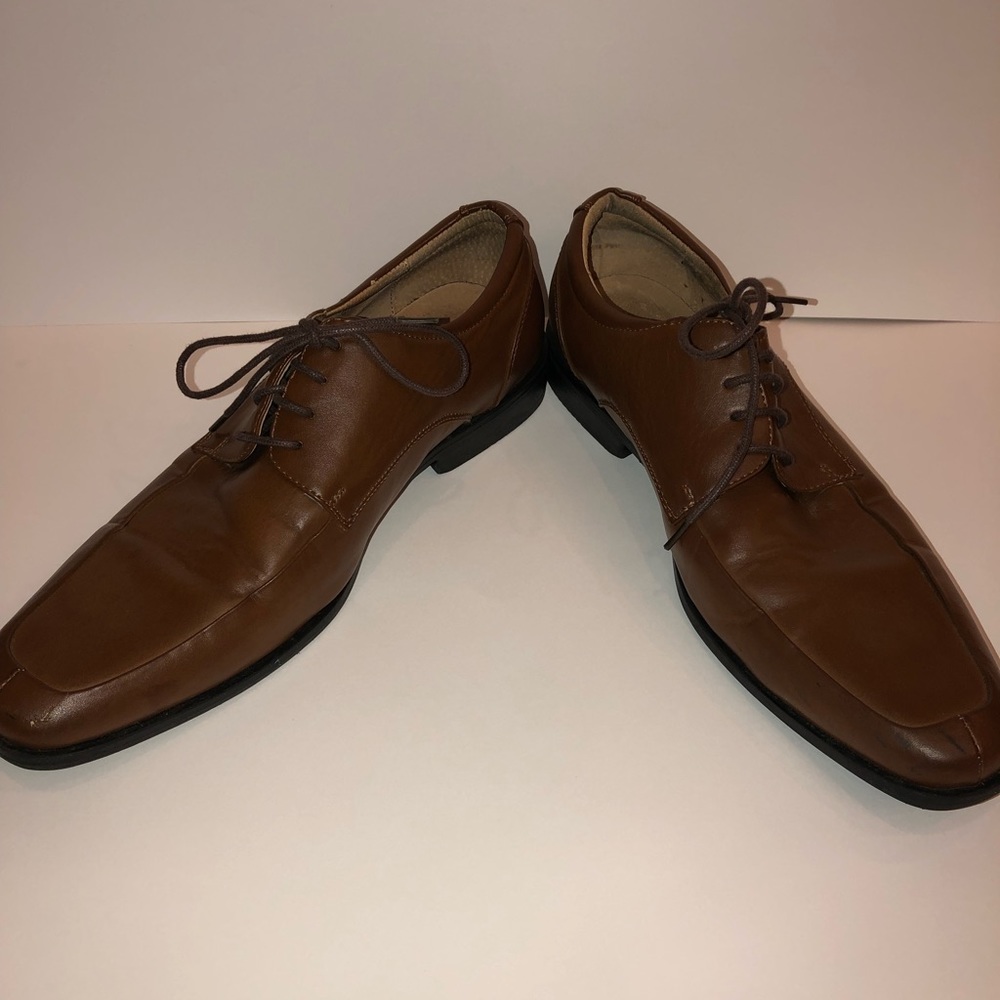 Men’s madden Oxford shoes size 10.5